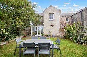 Rear external- click for photo gallery